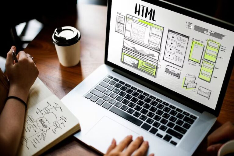 What's the Difference Between HTML and Plain Text? Uncover the Key Facts