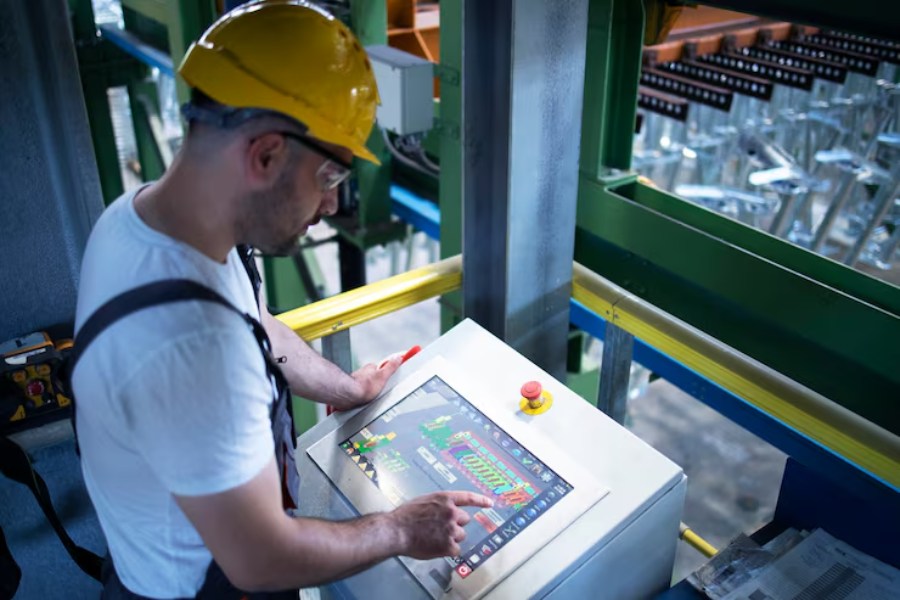 How Industrial Automation is Changing the Landscape of Production Efficiency