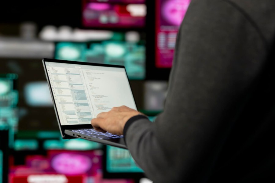 Vendor Lock-In Escape Plan for Procurement Platforms (Exit Clauses + Data Portability)